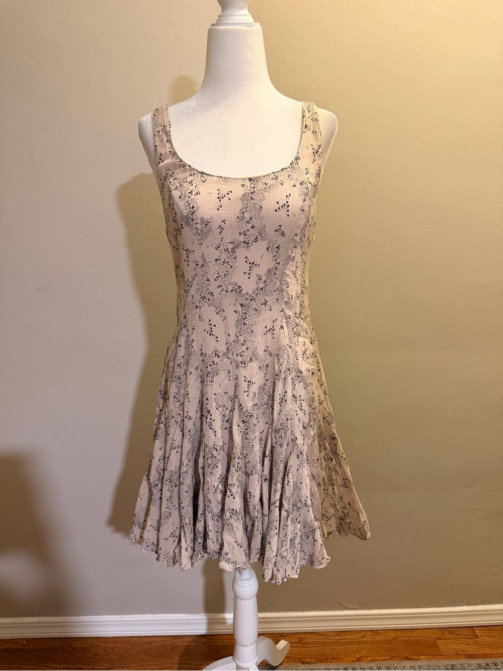 Rebecca Taylor Beige Floral Scoop Neck Mini Dress